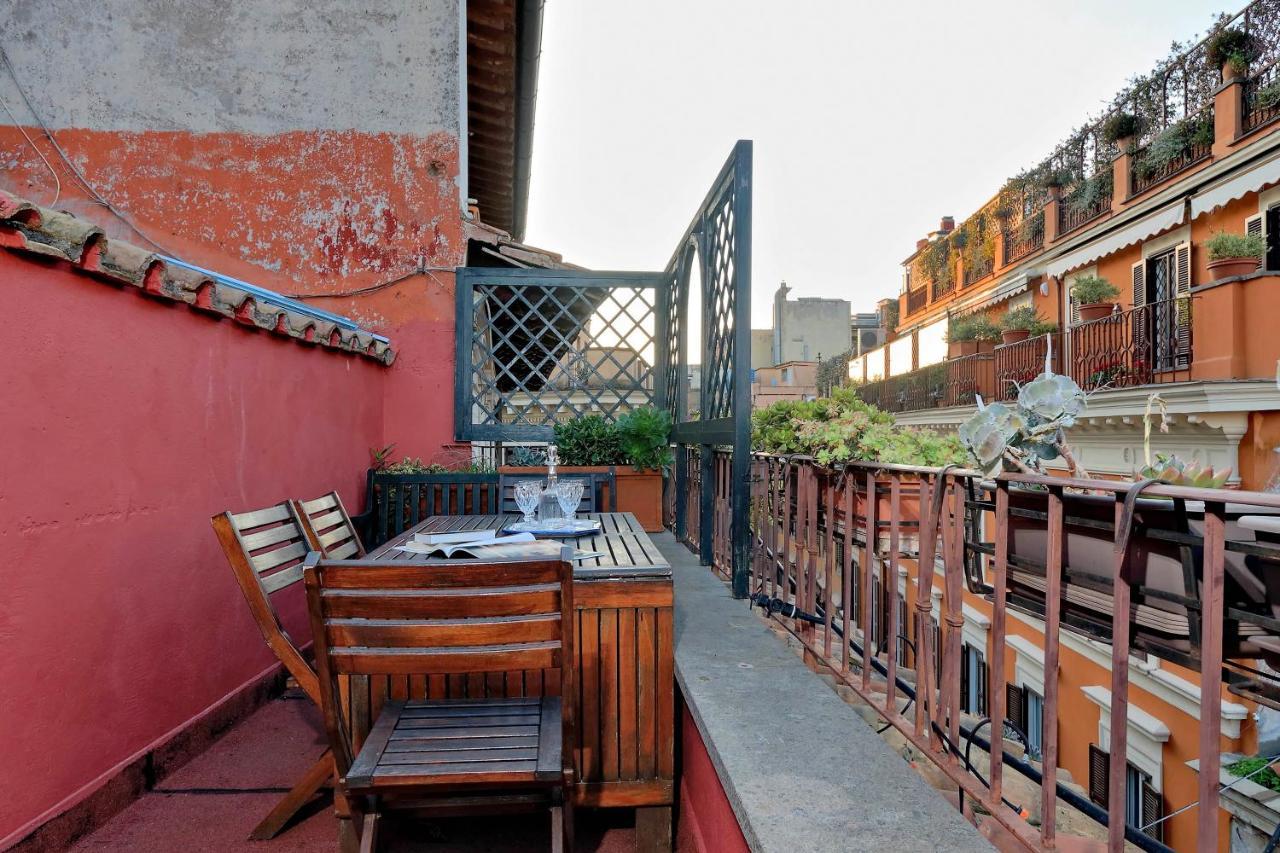 Apartmán Two Private Terraces - Casa Tappero Merlo Řím Exteriér fotografie
