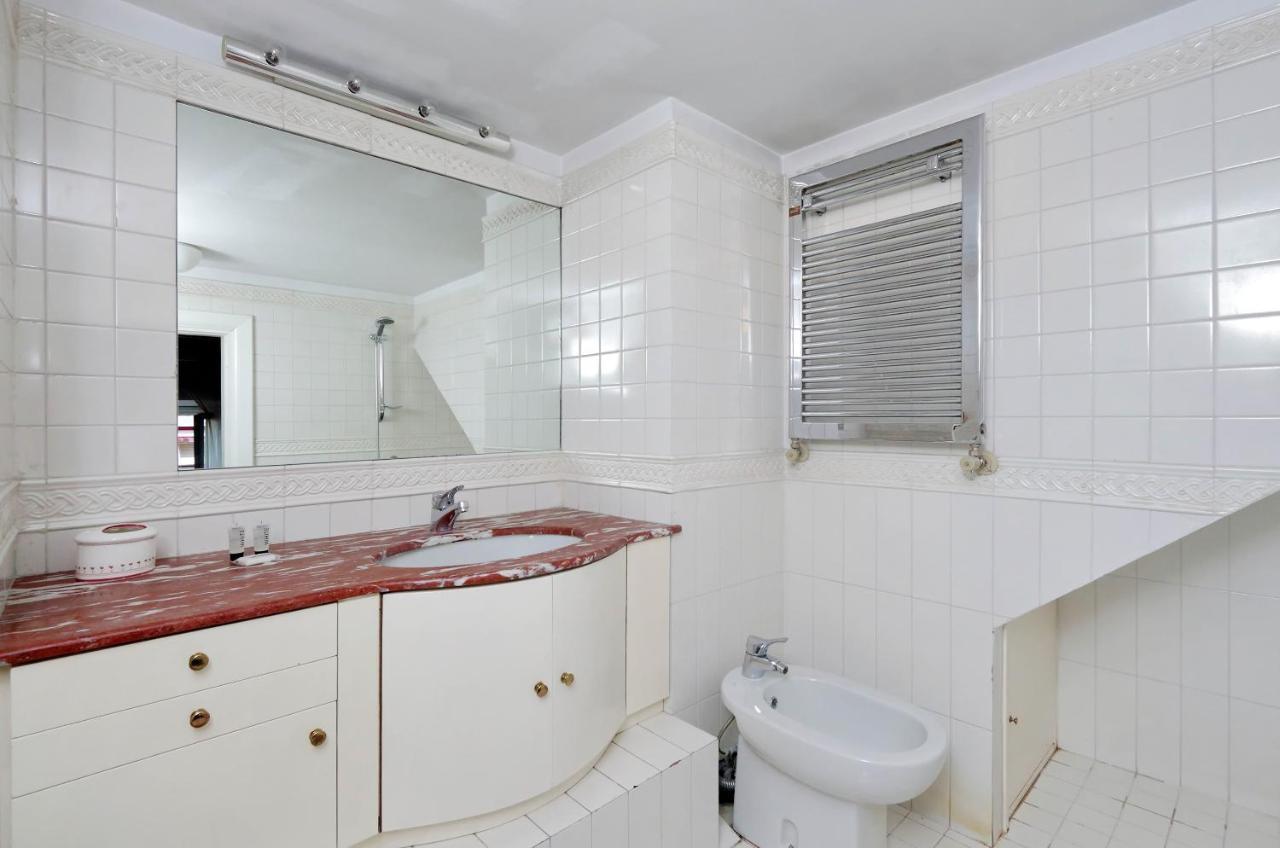 Apartmán Two Private Terraces - Casa Tappero Merlo Řím Exteriér fotografie